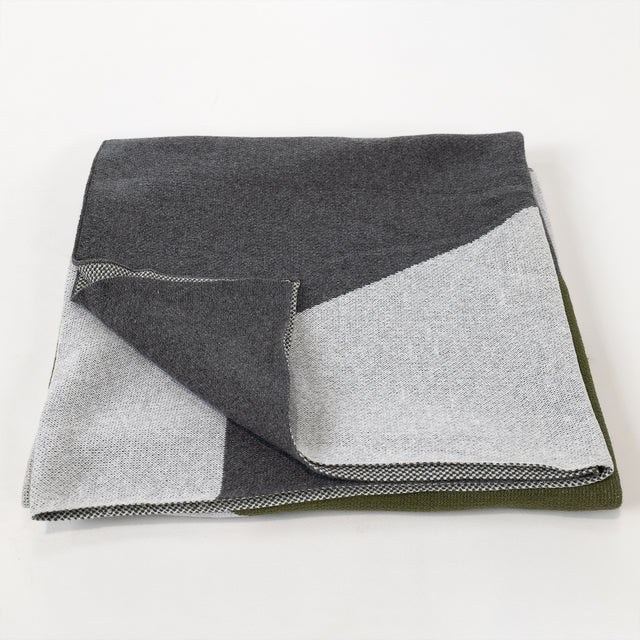 Throw / Blanket - Knitted Colourblock Abstract Grey 03