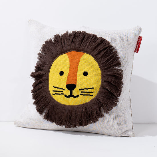 Decorative Cushion Cover 47 x 47cm - Knitted Lion 02